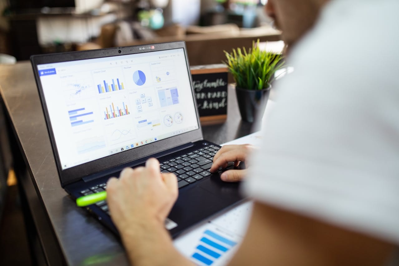 Tools and Software for Comprehensive Forex Trade Analysisforexcracked.com